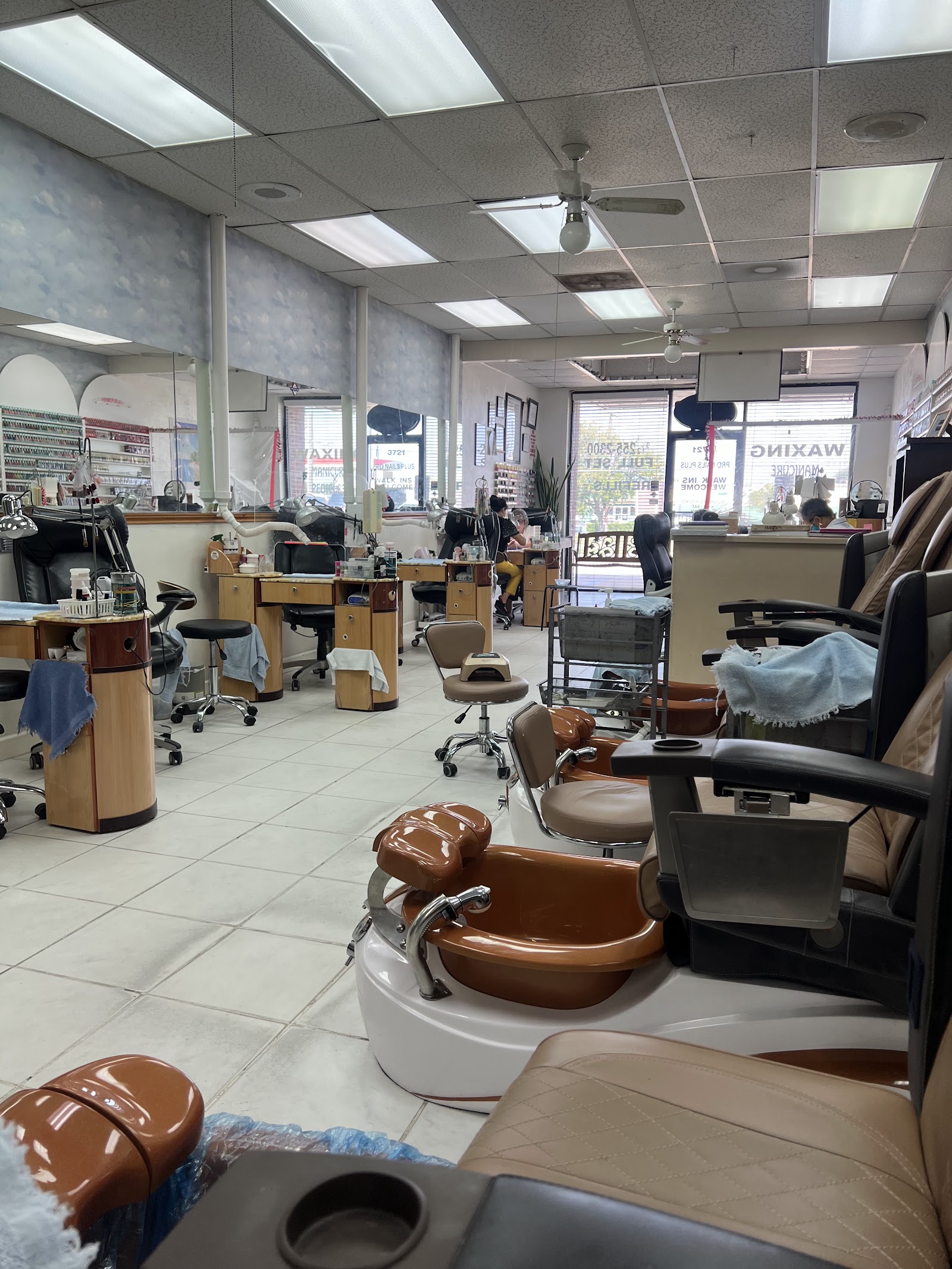 Pro Nail Plus nail photo 1